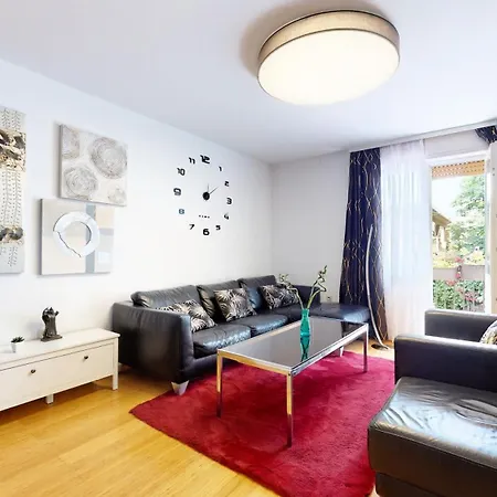 Modern Deluxe Sara Ii With 2 Bedrooms-
