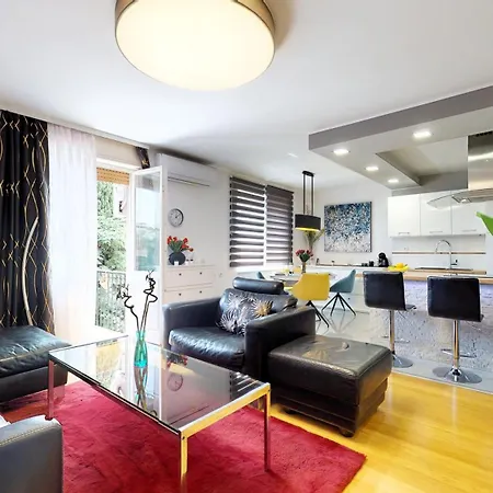 Lägenhet Modern Deluxe Sara Ii With 2 Bedrooms-