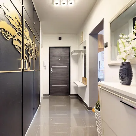 Lägenhet Modern Deluxe Sara Ii With 2 Bedrooms-